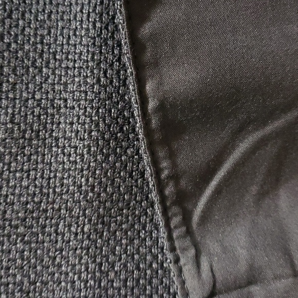 Melrose International NWT Black Table Runner with Appliqued Spider and Webs - Picture 6 of 7